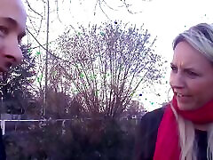 Picked up blonde mature with big boobs gets slammed