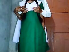 Indian Virgin milde mom Girls First time sex