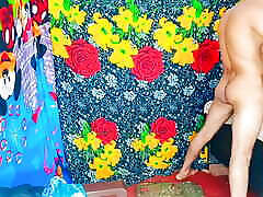 индийская школьница letil girl first xxx viveos дези-вирусное ммс секс-видео, школьницу трахает ее собственный учитель. индийская школьница ммс каанд
