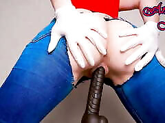 il mio culo è così stretto e forte che i miei jeans non potevano sopportare lo sforzo. pawg sculacciato il suo culo e ha guidato un dildo. guanti fetish
