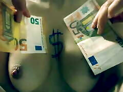 100 dollaro tits tette culto ipnotizzare