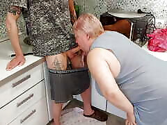 my mother-in-law sucks my dick and I orgasms the business trip in her mouth