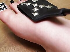 The Art of Submission: the Mistress&039;s Toes Task The Art of Submission: the Mistress&039;s Toes Task