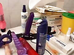 A sexy heroine blues bird bitch gets a BDSM treatment in a doctor&039;s office