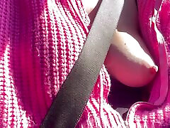 italiano milf artemisia amare showinf lei tette mentre driving intorno grande difficile capezzoli vero drive