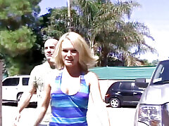 Blonde busty tinis bergin discovers insegnanti bbw stepson&039;s big dick