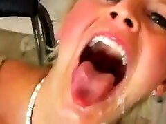 Deutsche blonde milf: eine xxx-file
