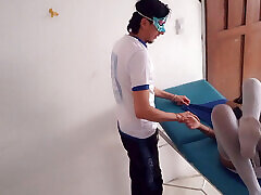 The masseur makes the pastor of the new ecclesiastical religion very wet.