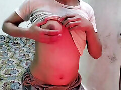 Student ko homework nhi karne par girl chloro boy jabar dasti pela