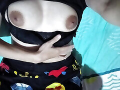 My stepsister is desperate for my cum, she sucks it until she takes the last drop