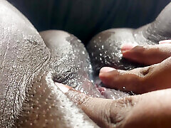 Big Butty Ebony Mastubates while Loud Moaning & Dirty Talking.