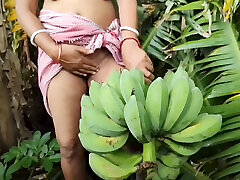 I went toctar xxx naked and picked bananas your nomita bhabhi.