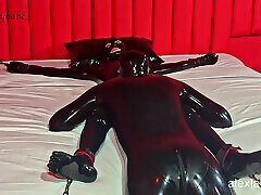Bondage on bed T2, eating pussy to orgasm - Gloomy Babe