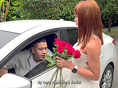 A petite street vendor is picked up on the street by a rich guy - Athenea Rose and Max Betancur