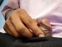 Raat Raat Bhar soye nahin apni girlfriend ki yad mein