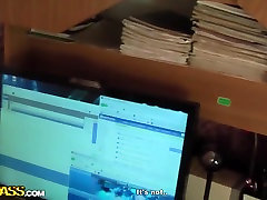 Amateur-Mädchen gibt blowjob zu Ihrem Freund