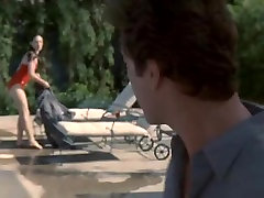 Madeleine Stowe,Sherrie Rose in Unlawful Entry 1992