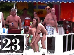 pole dancing e nudo 69 diapositiva