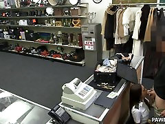 Fucking a lela star big video stewardess in the pawn shop - XXX Pawn