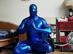 Stretching Session in sg boy cumm blue Zentai