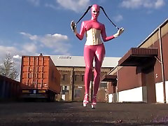 KinkyRubberworld परिचय