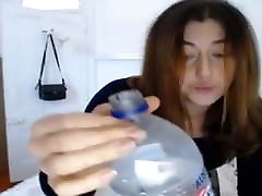 Bloggers drank 9 liters of juice online