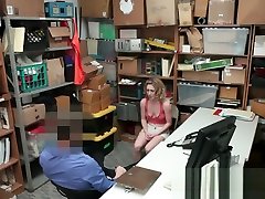 Thieves Maya and Bonnie blow big dick in office