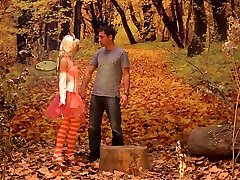 Horny pixie Mia Magma