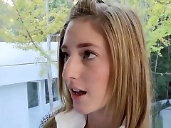 saftige gelbhaarige französische teenager schlampe casana lei macht sinnlichen blowjob
