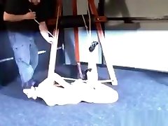 amerykańska dziewczyna caroline pierce w hogtied niewolnictwo