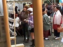 los japoneses son los mejores-chikan femoms chileno 1