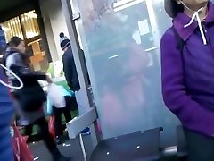 bootycruise: fermata dellautobus chinatown 7-crotch cam