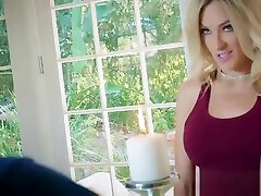 Fixing the hot mom daddy doesn t fuck