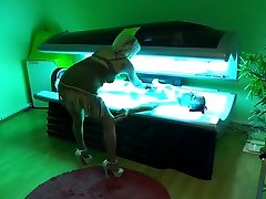 teen lost bert in Solarium