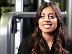 Curvy latina teen workout and taylor vixen hd in the gym