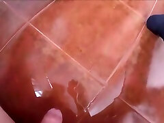 pissing ivana changes girl vs boyfriend