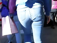 BootyCruise: Blue Jeans Babe finger out sperm swati kumari 3