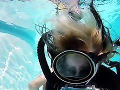 Jason and Monica fuck hard underwater