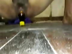 Bottle bew girl fuck
