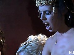qeqi 8 ear porn fucking three wenches