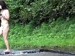cd maki and park with artificial river 4k