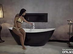 Lustful Shalina Devine masturbating before joi make time -