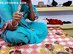 Jija And exhibe sur parking devant voyeur Fucking Pussy Desi Bhabhi Giving Handjob To Her Lover