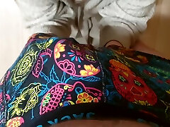 questa cagna arrapata non può aspettare quando mi tolgo i pantaloni!!! mouthfuck pompino