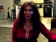 Old lady gilf cheats on her husband with the Neighbour