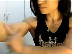 FBB flexing vascular rock hard biceps