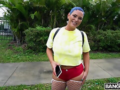Short haired amateur Kaden Kole gets picked up to have sex