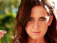 Backstage clip of Chrissy Marie posing nude for Playboy outdoors