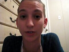 Brandis boyfriend jacks off and makes her look at him on Skype