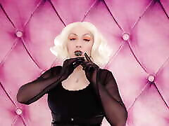 ASMR video: lipstick, panjabi aunties gloves and lollipop Arya Grander
